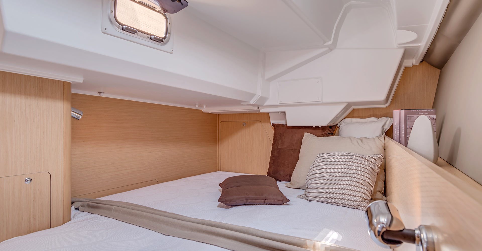 oc38-interior1