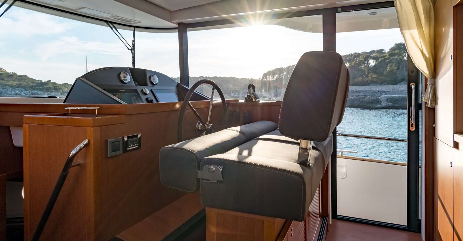 swift_trawler50_24